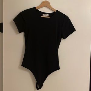 Babaton Contour Crew Shortsleeve Bodysuit size medium